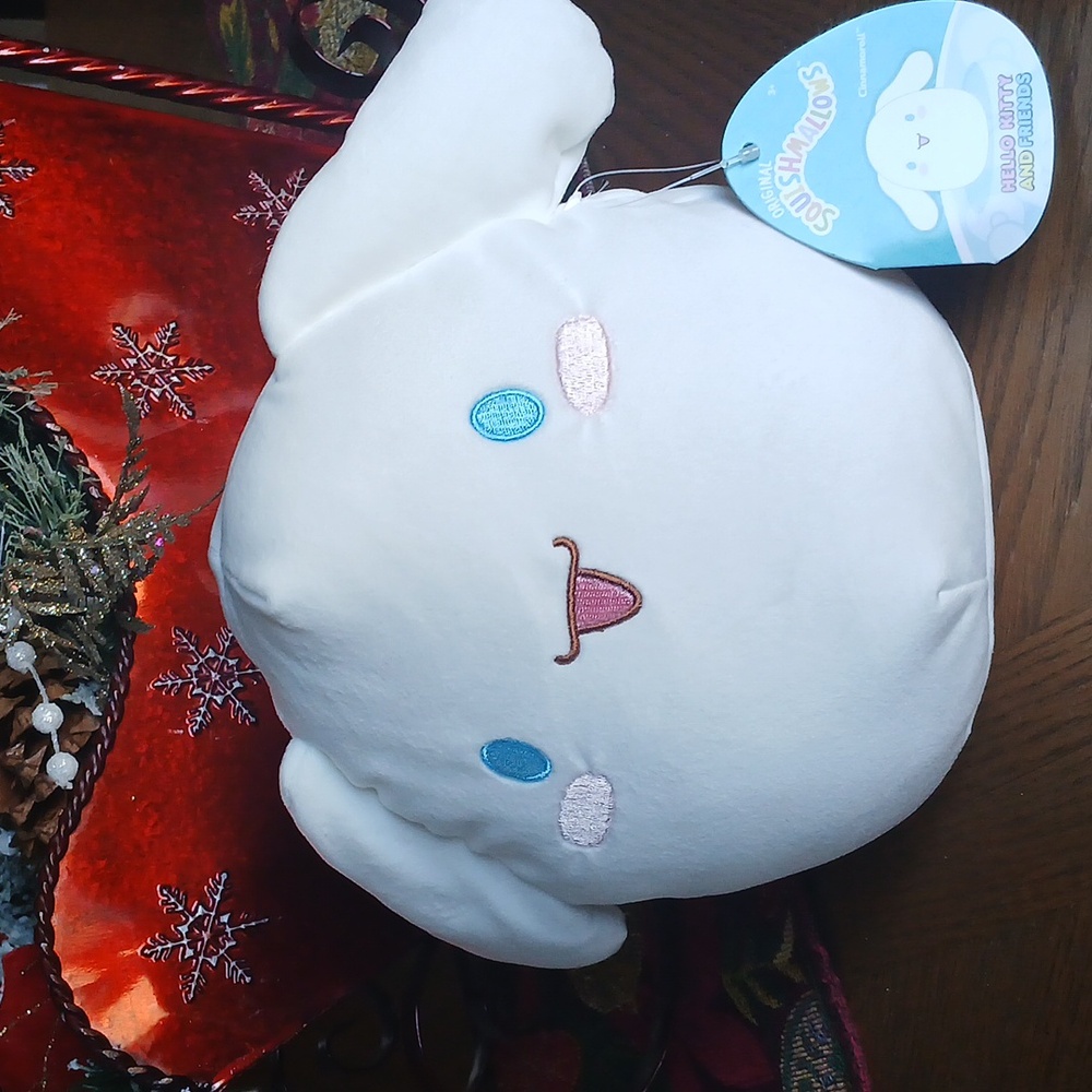 Squishmallows Cinnamoroll Plush with Pink and Blue hello kitty and friends
